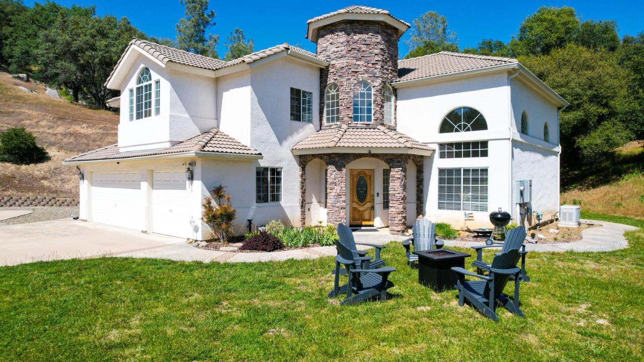 Vila Mountain Majesty With Hot Tub, Pool Table, Generator, Ev Hookup Oakhurst Exteriér fotografie