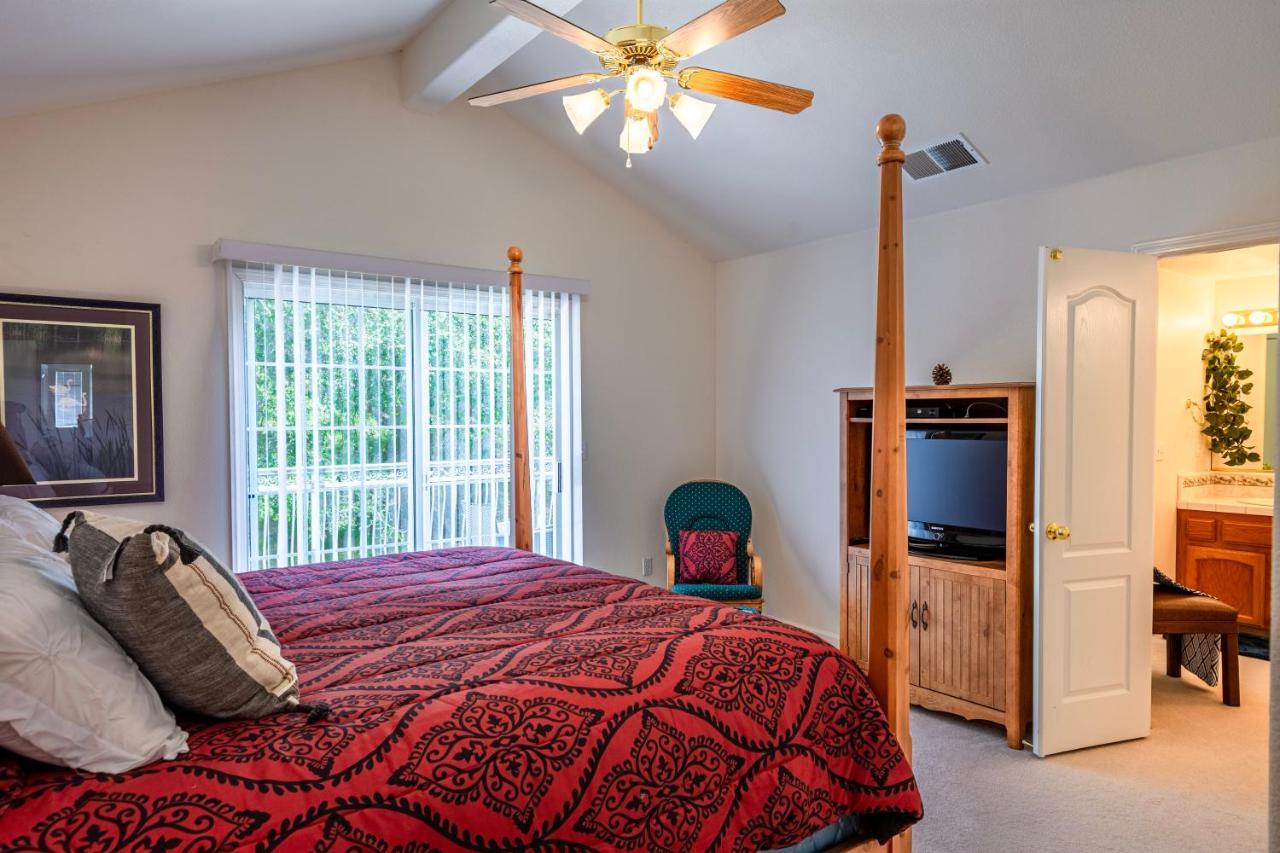 Vila Mountain Majesty With Hot Tub, Pool Table, Generator, Ev Hookup Oakhurst Exteriér fotografie